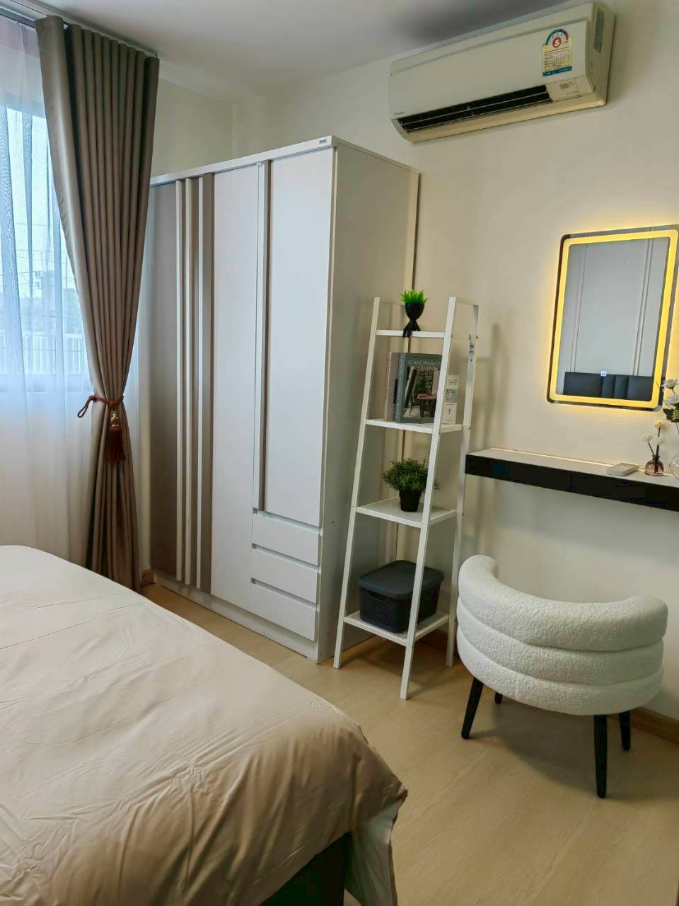 Dcondo Kathu WR-04529 9
