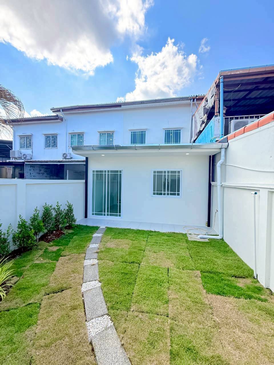 หมู่บ้านดิเออเบิร์น (สะพานหิน) WR-04537 12