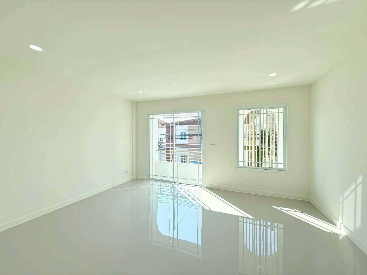 หมู่บ้านดิเออเบิร์น (สะพานหิน) WR-04537 6