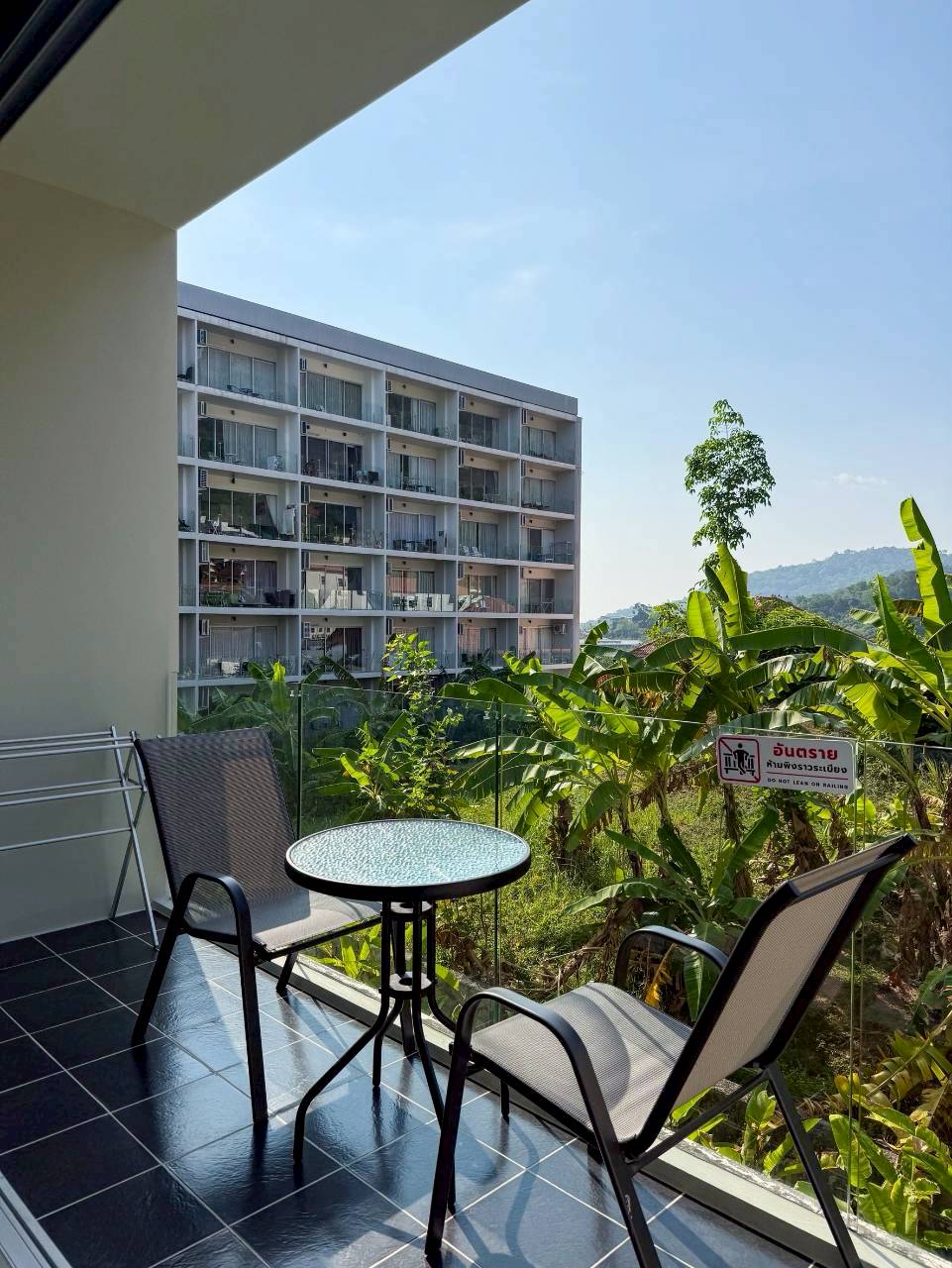 Chic Condominium WR-04538 9