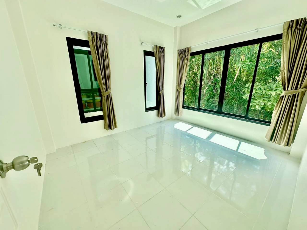 Pool Villa เมืองใหม่-ป่าครองชีพ WR-02612 5