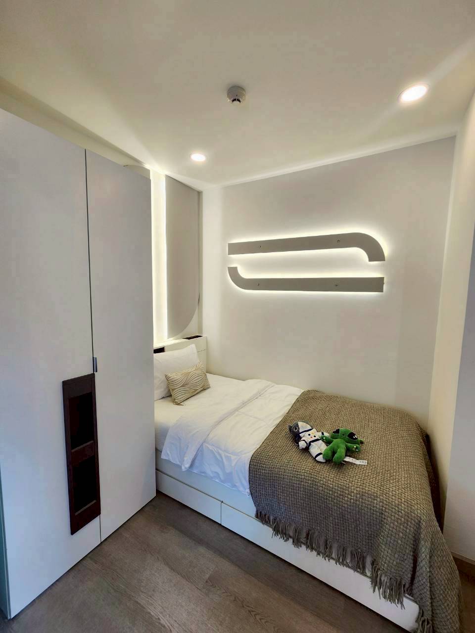 Zcape 3 Condominium WR-04545 5