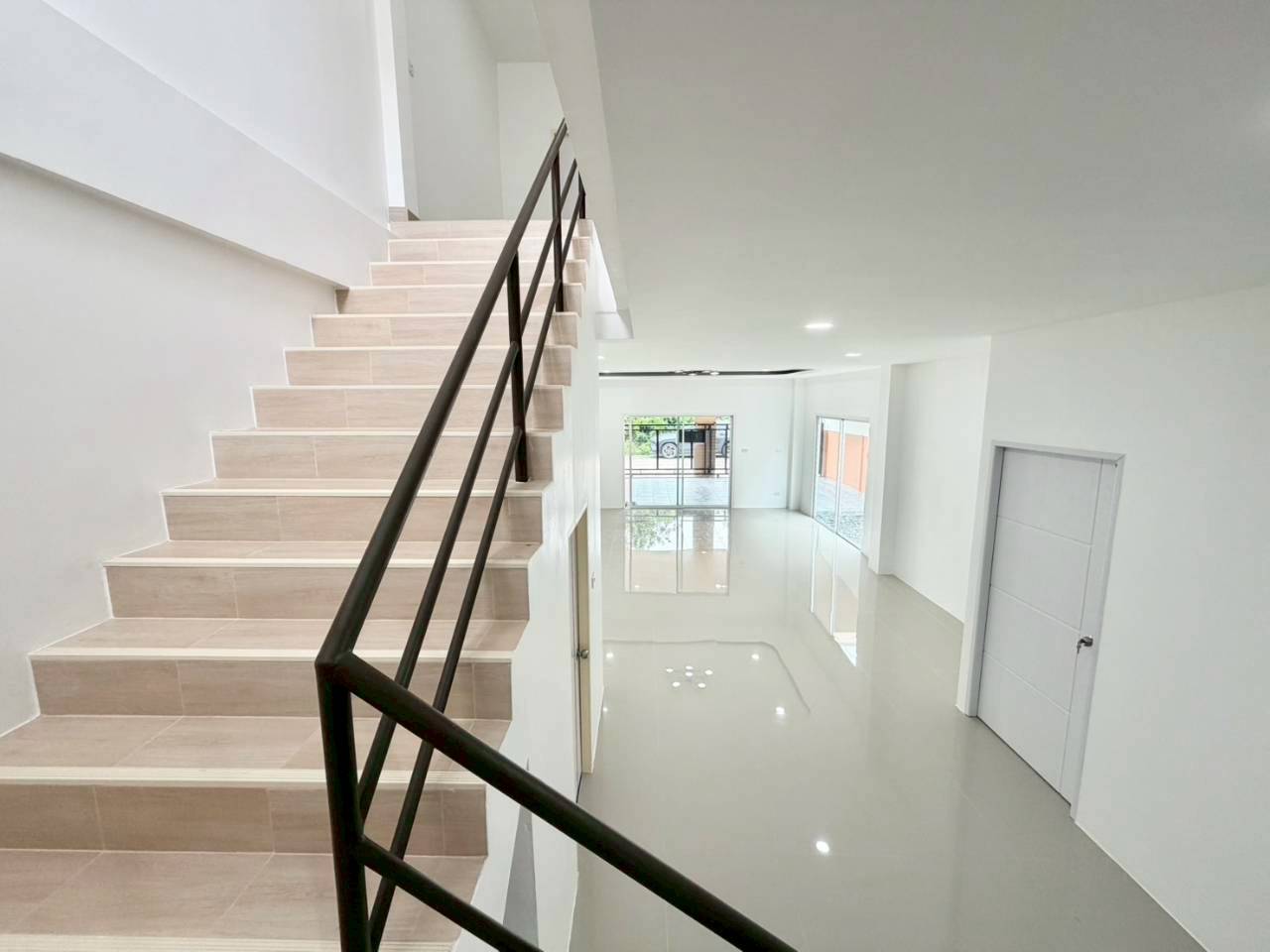 บ้านโซนเมืองทอง วิชิต WR-04564 5