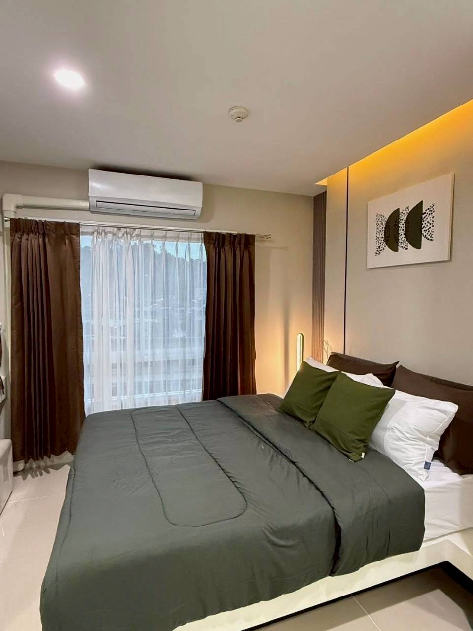 The Scene Condo WR-04565 3
