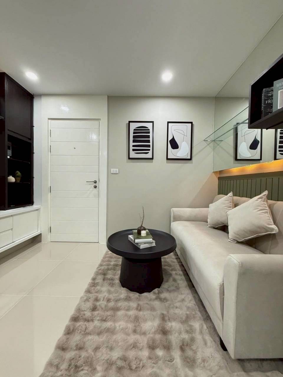 The Scene Condo WR-04565 5