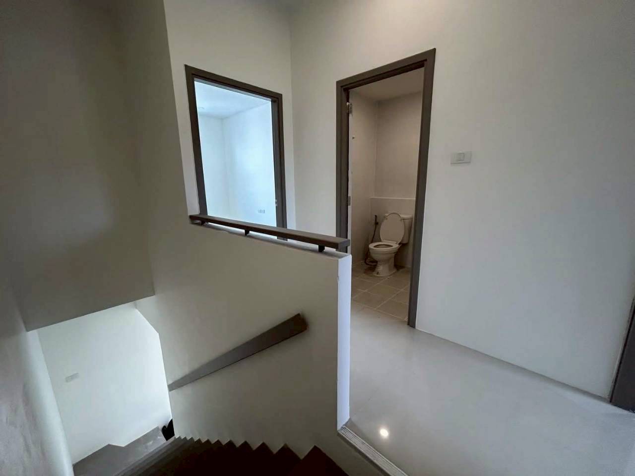 ทาวน์โฮม 2 ชั้น ฉลอง WR-04568 8
