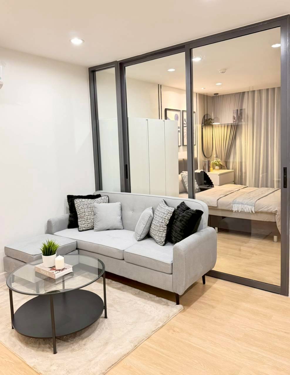 The Square Condominium WR-04579 4