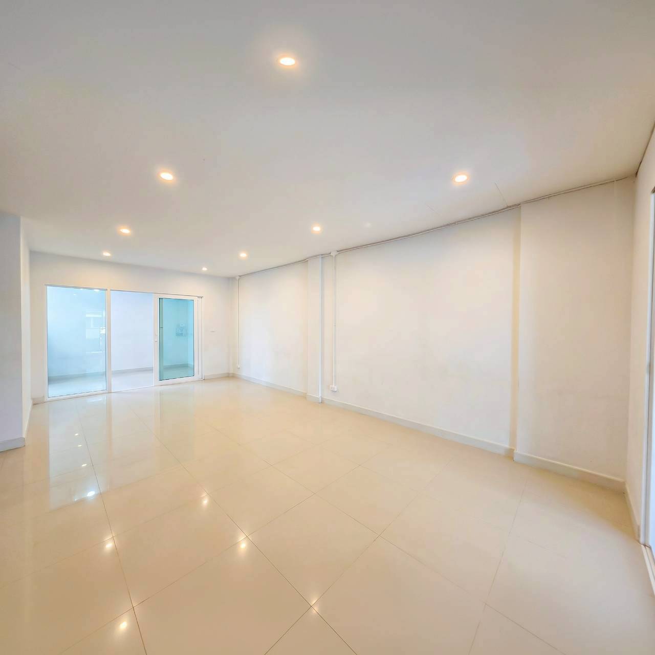 หมู่บ้านศุภาลัย เบลล่า เกาะแก้ว WR-04587 3