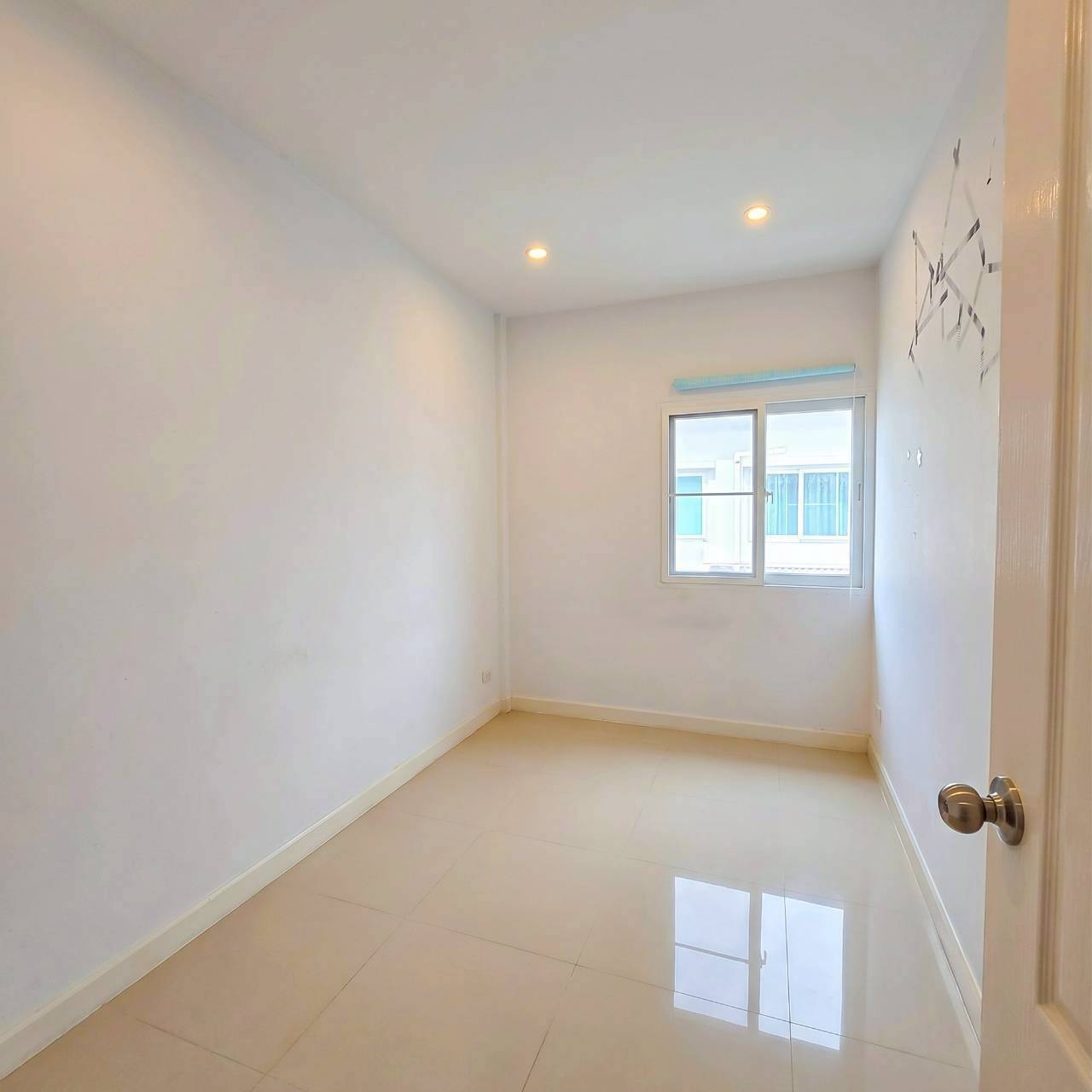 หมู่บ้านศุภาลัย เบลล่า เกาะแก้ว WR-04587 4