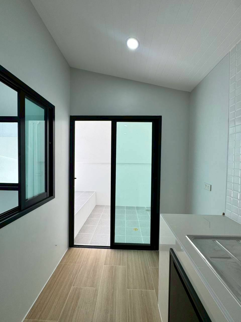 หมู่บ้านศรีสุชาติแกรนด์วิว 2 WR-04589 6