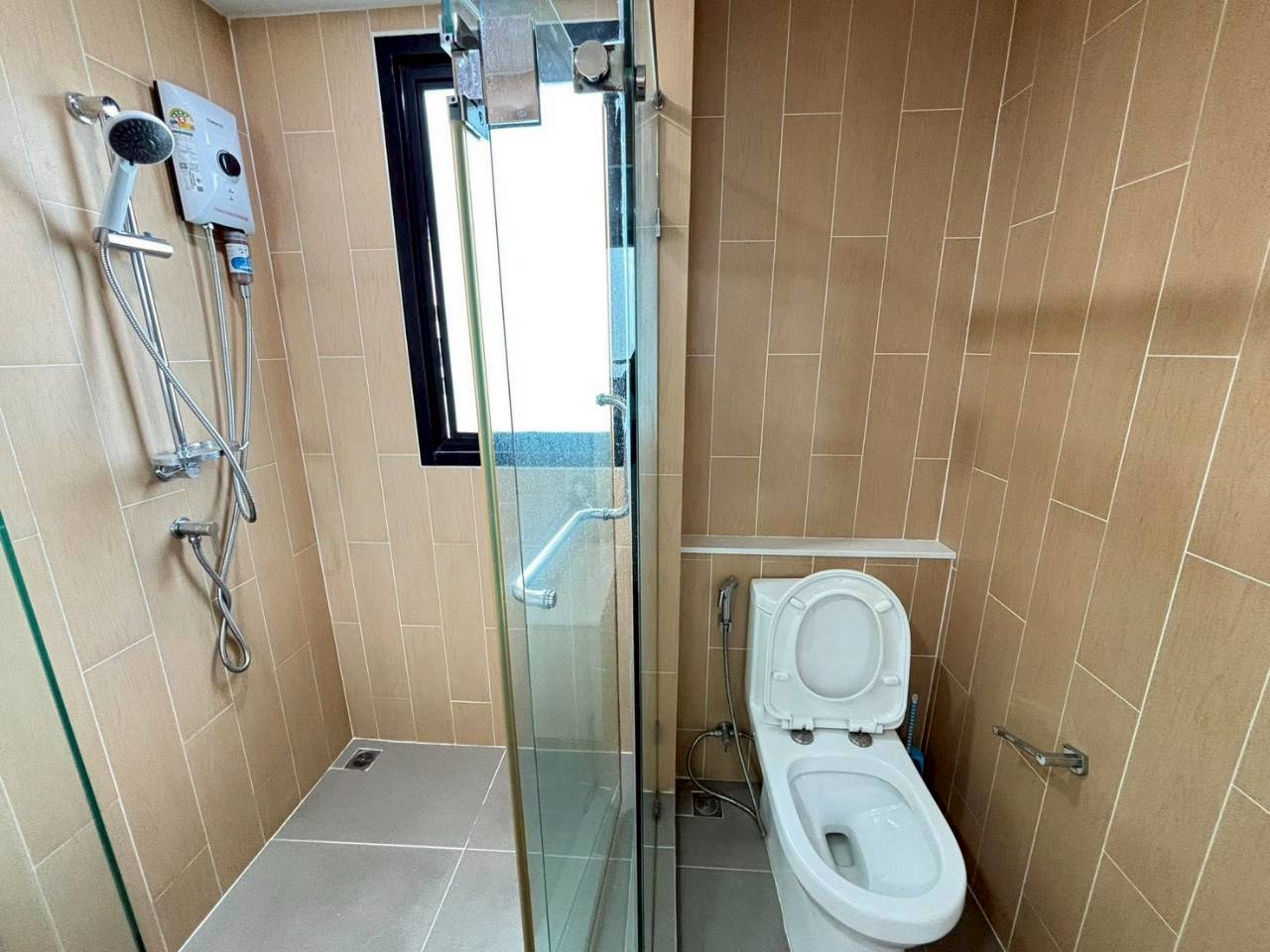 Centrio Condominium WR-04592 12