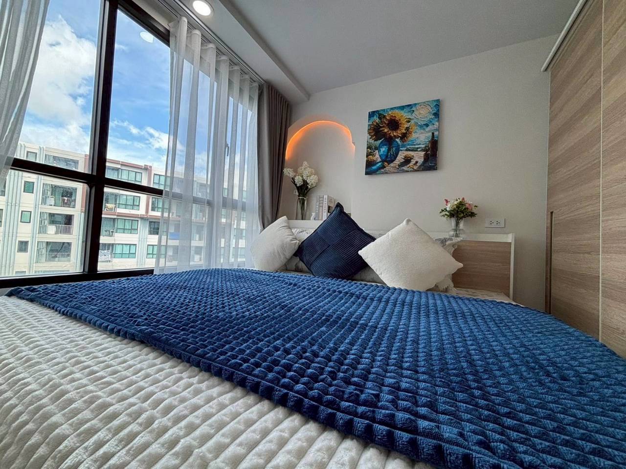 Centrio Condominium WR-04592 6