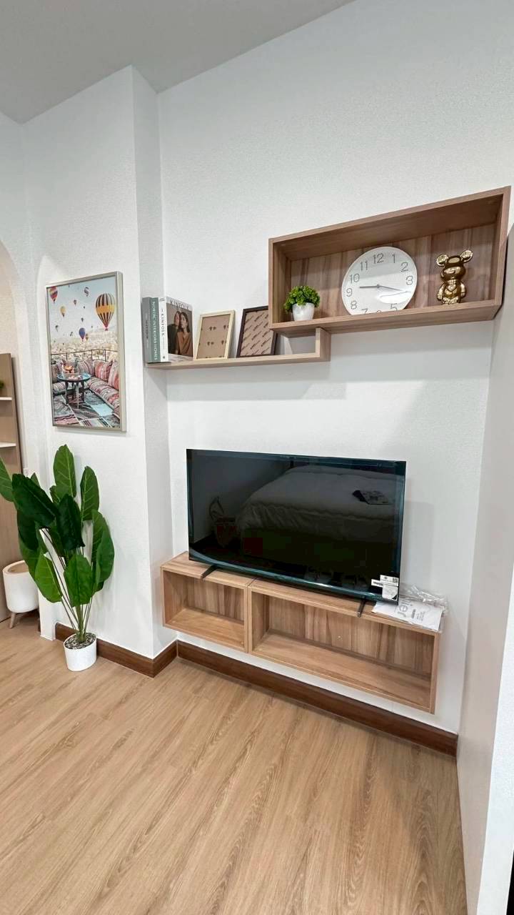 Phanason The Green Place Condominium WR-04597 3