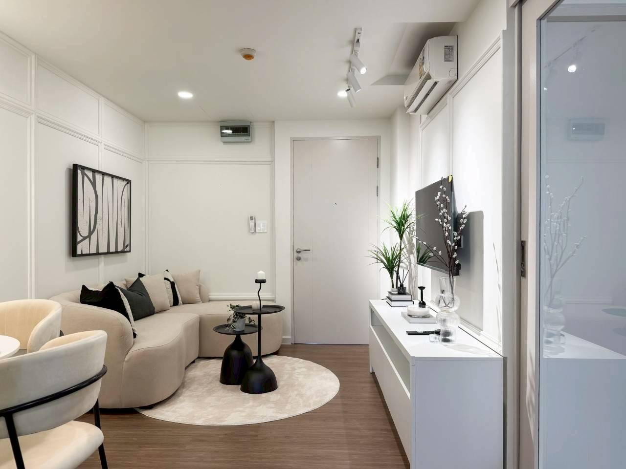 The Future Condo WR-04600 9