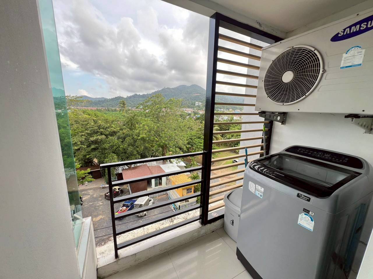 Plus 2 Condominium WR-04613 10