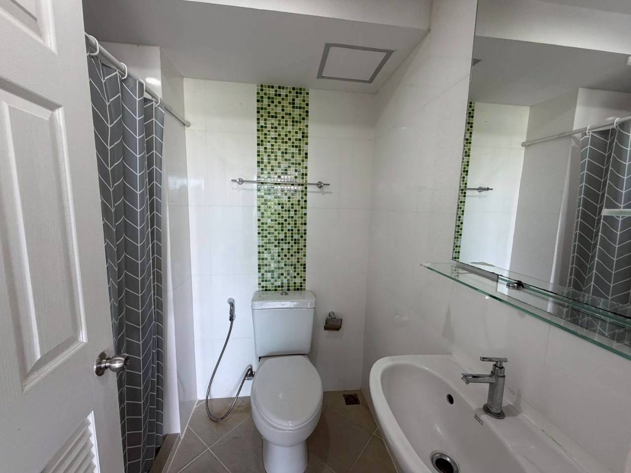 Plus 2 Condominium WR-04613 12