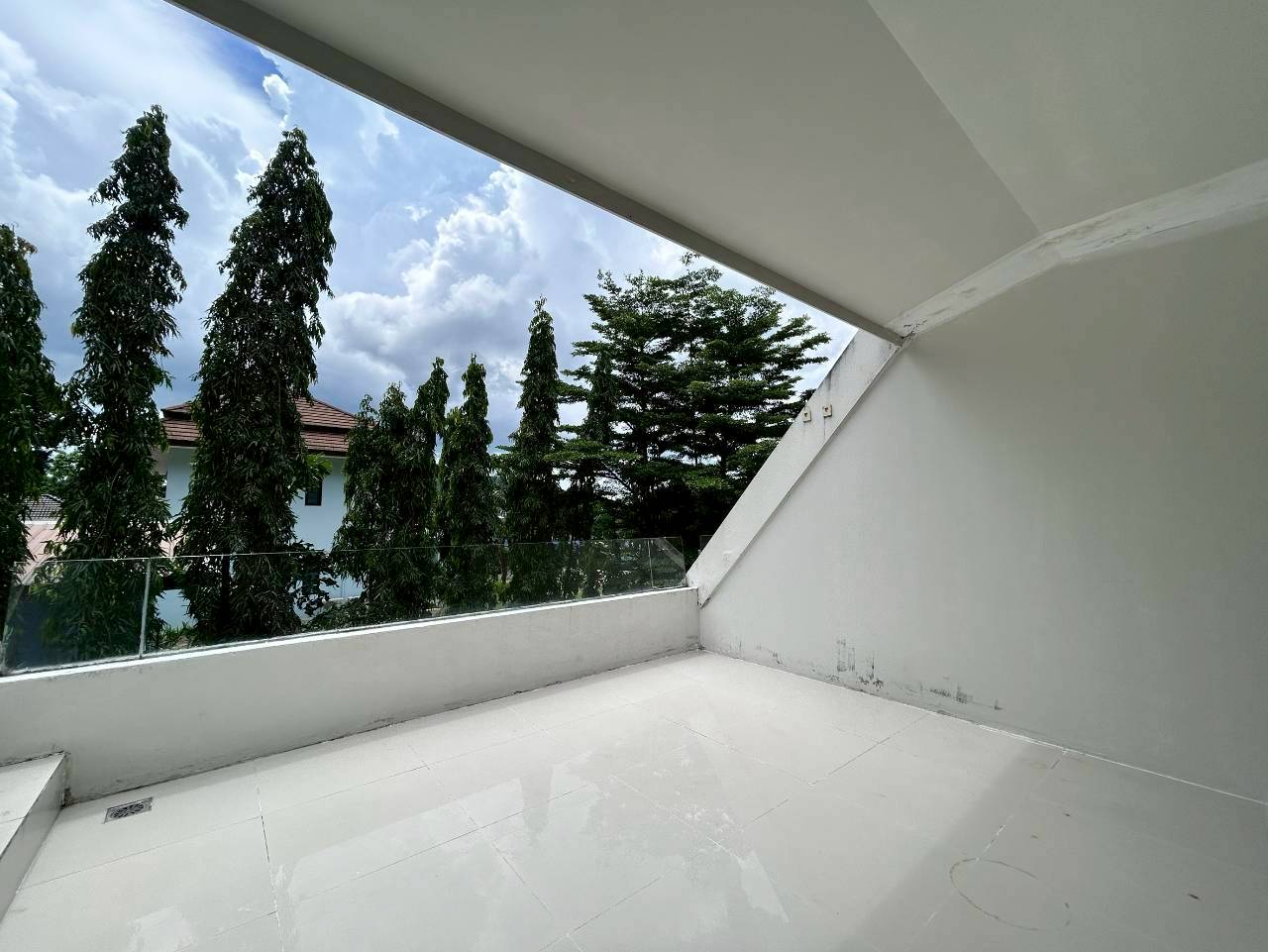 Green Golf Condominium WR-04627 11