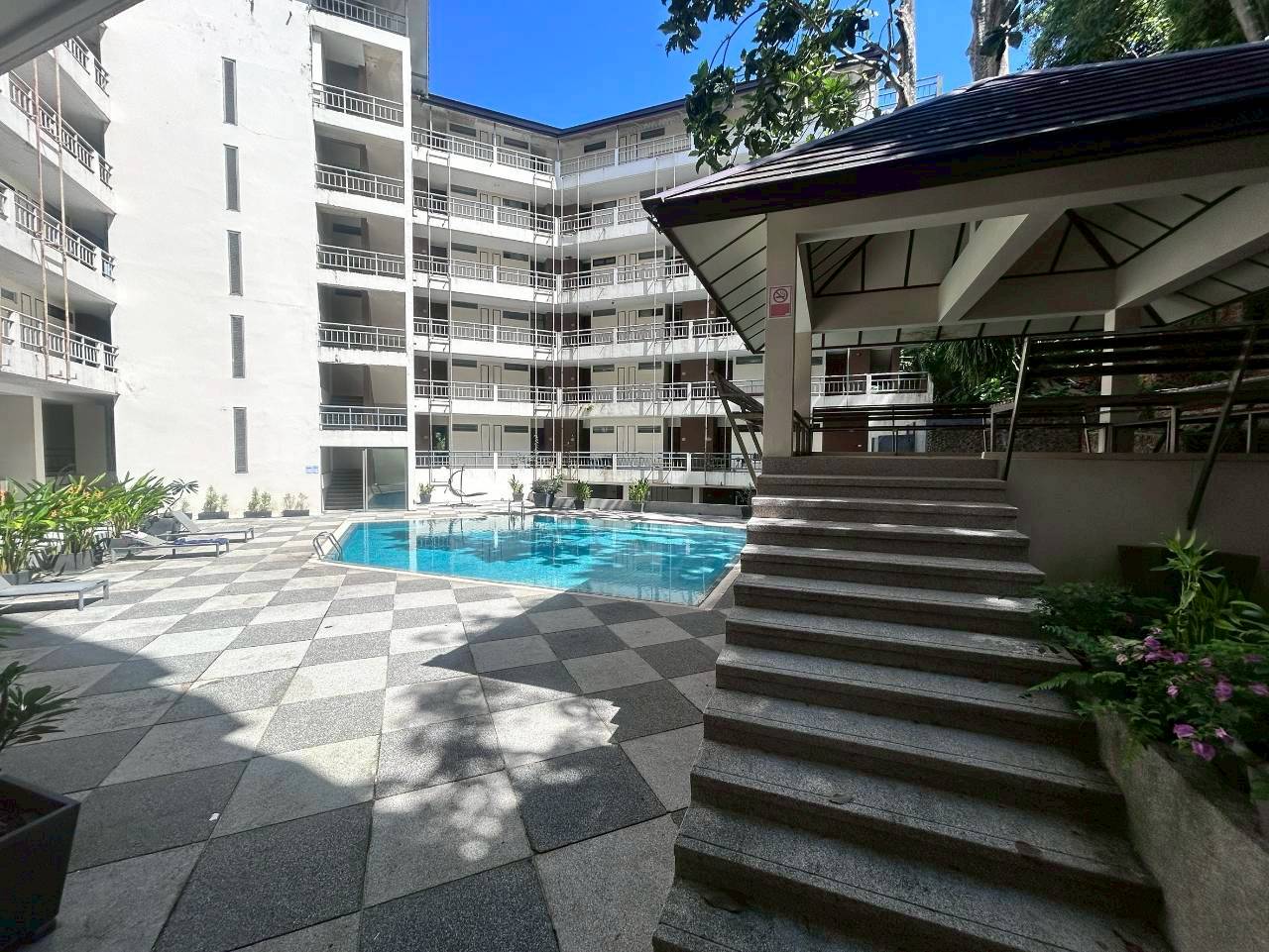 Green Golf Condominium WR-04627 12