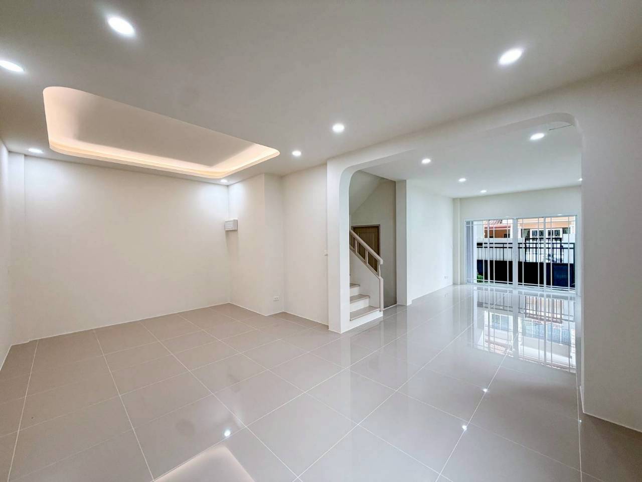 หมู่บ้านพนาสนธิ์ เรสซิเด้นท์ WR-04630 2