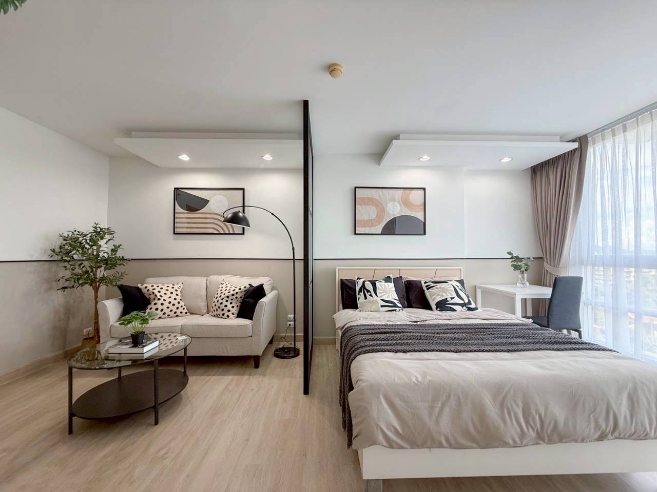The Light Condominium WR-04635 3