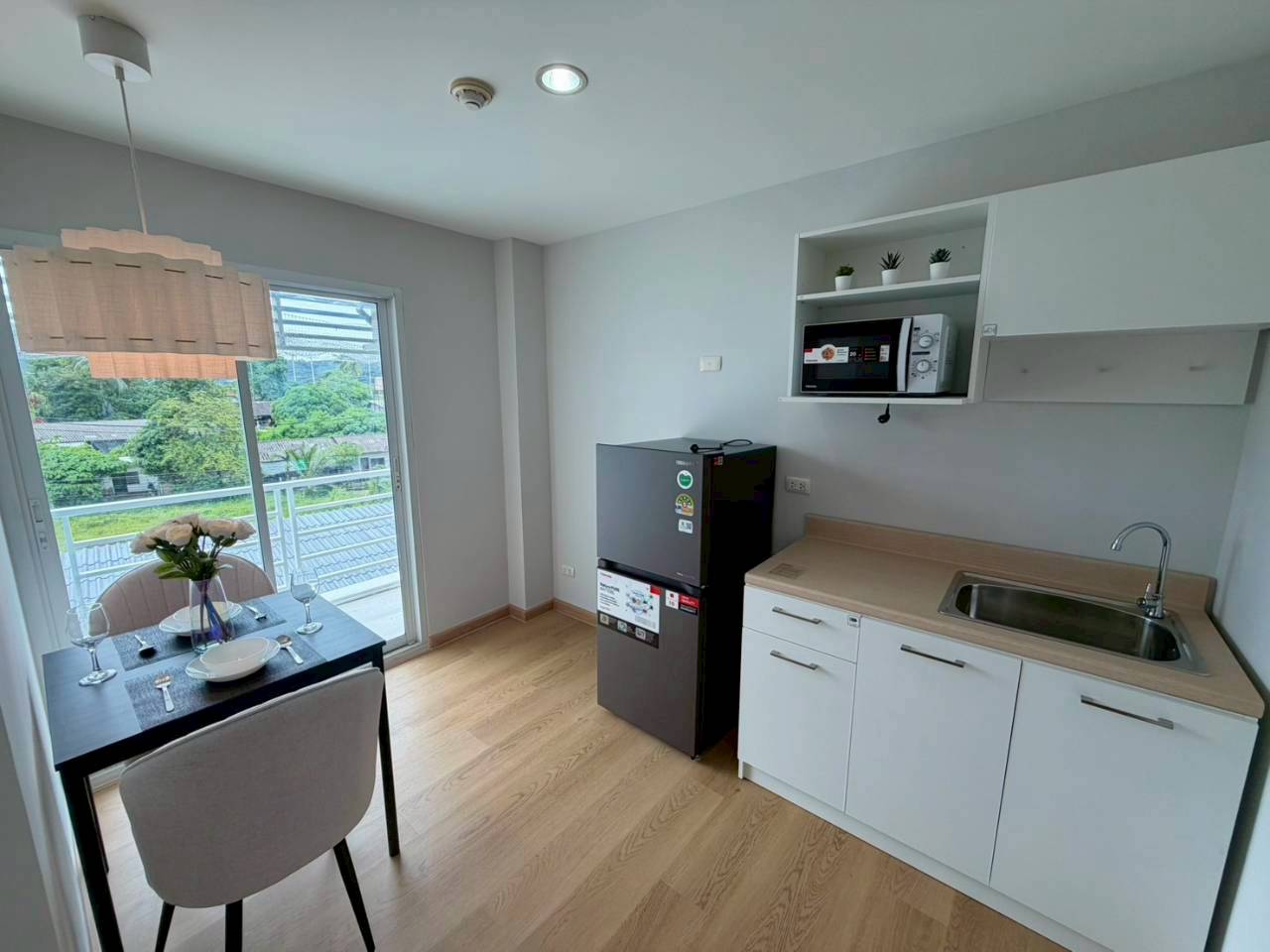 Plus Condo 1 WR-04641 11