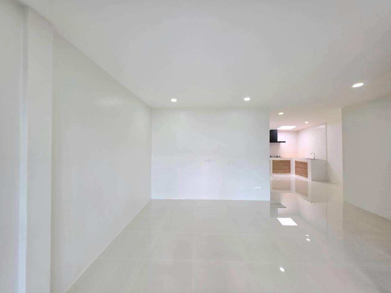 หมู่บ้านร็อคการ์เด้น บายพาส WR-04683 2