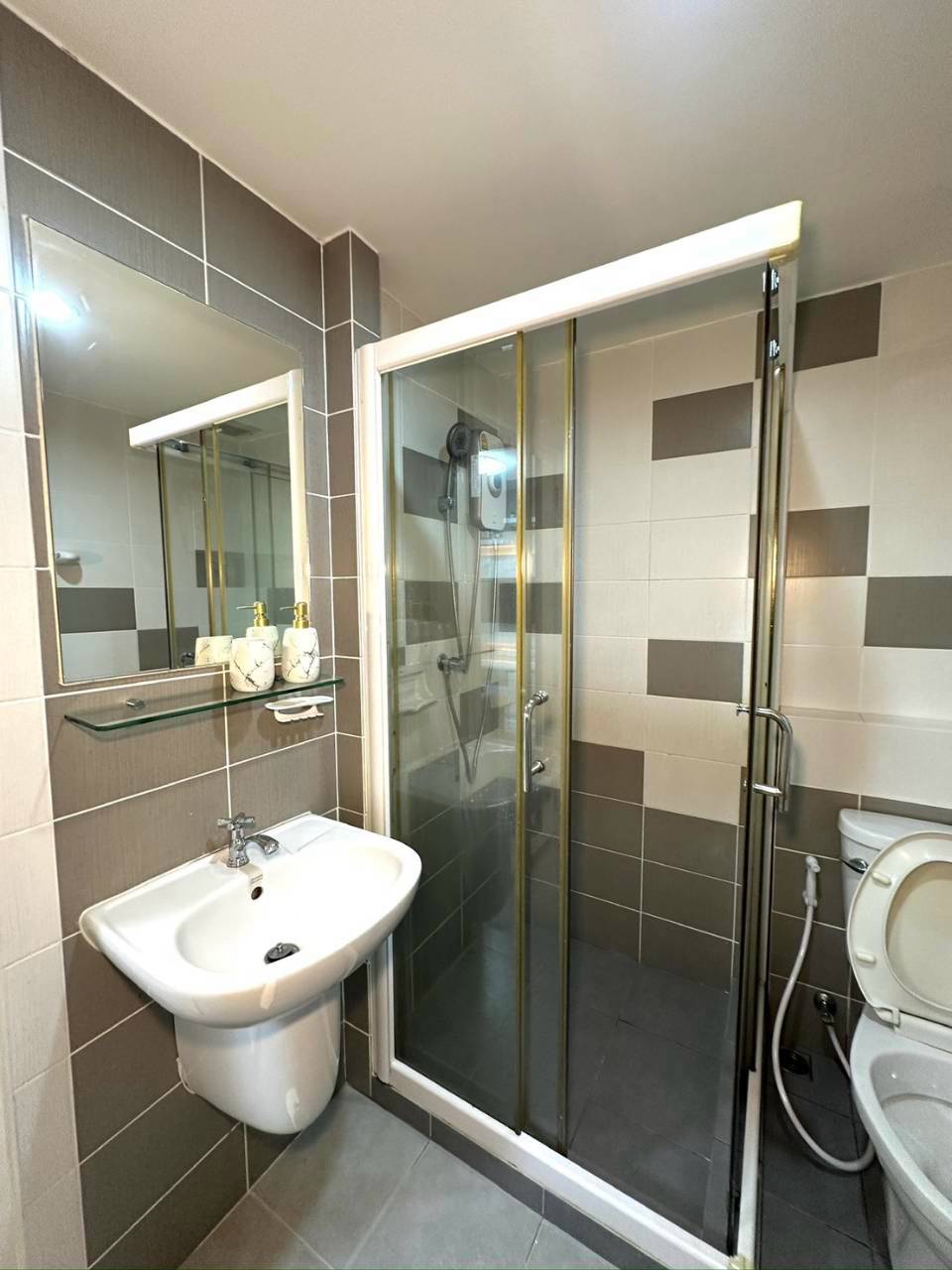Zcape 3 Condominium WR-04702 11