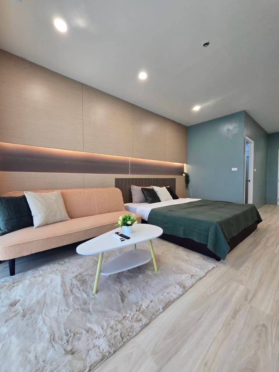 Phanason The Green Place Condominium WR-04724 2