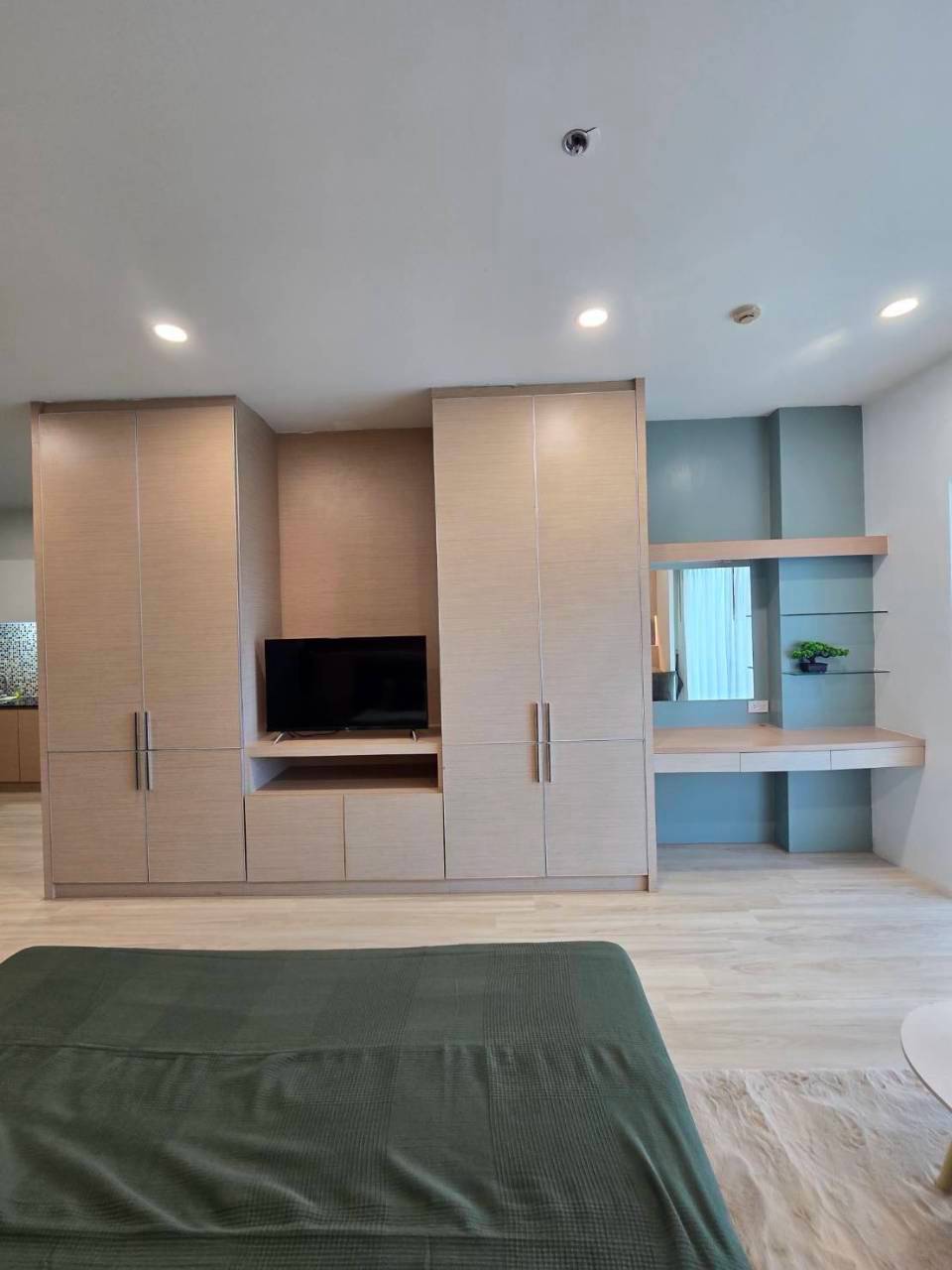 Phanason The Green Place Condominium WR-04724 5