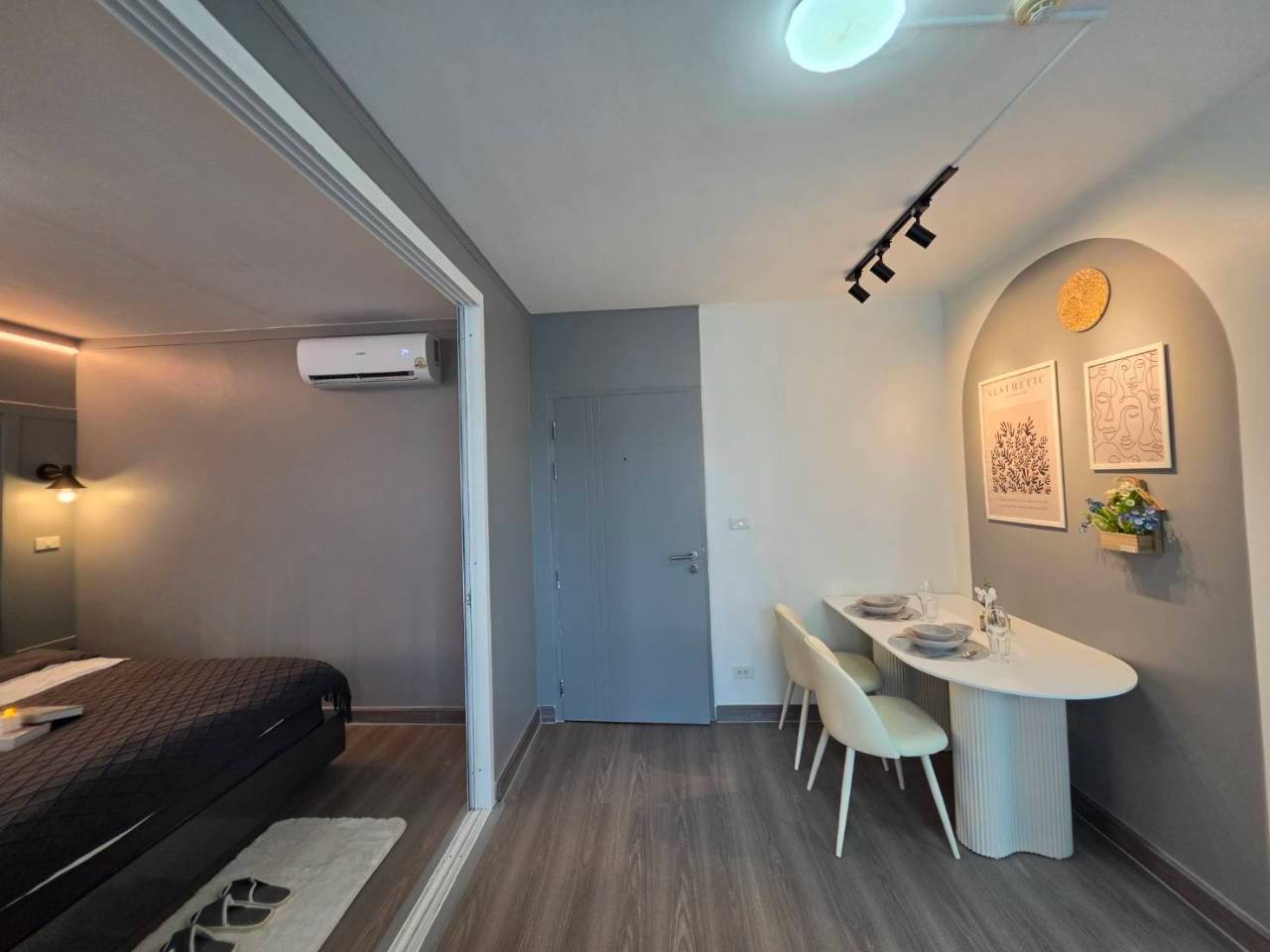 The Wide Condominium WR-04732 10