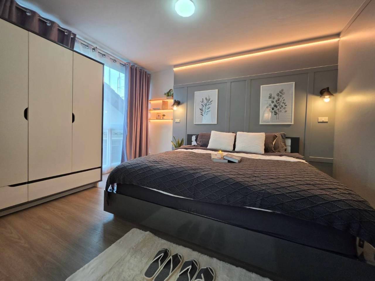 The Wide Condominium WR-04732 8