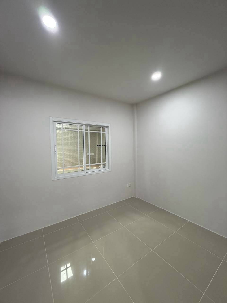 หมู่บ้านพร้อมพันธ์ ลักกงษี WR-04737 2