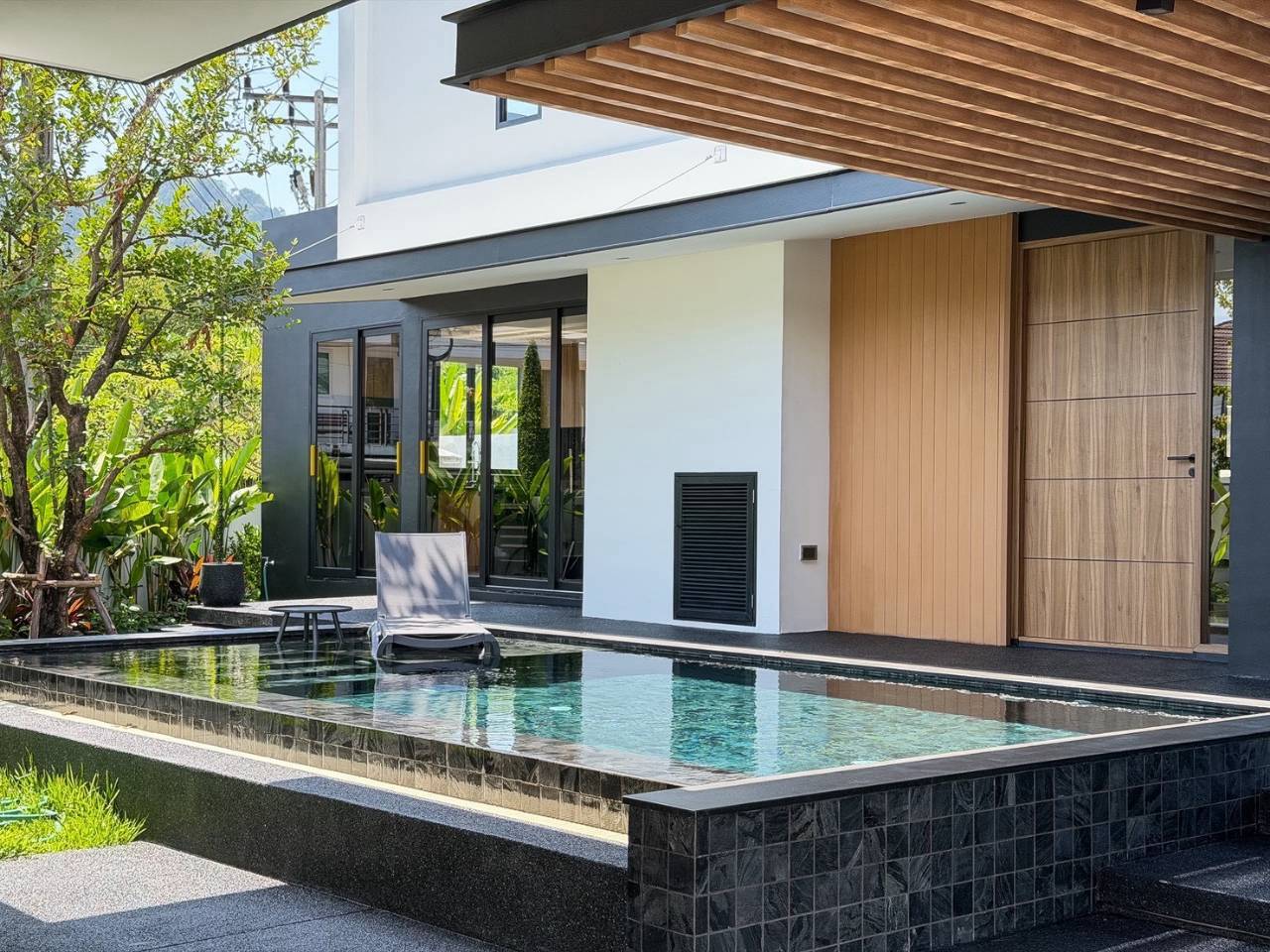 The Empire Koh Kaew WR-02259 6