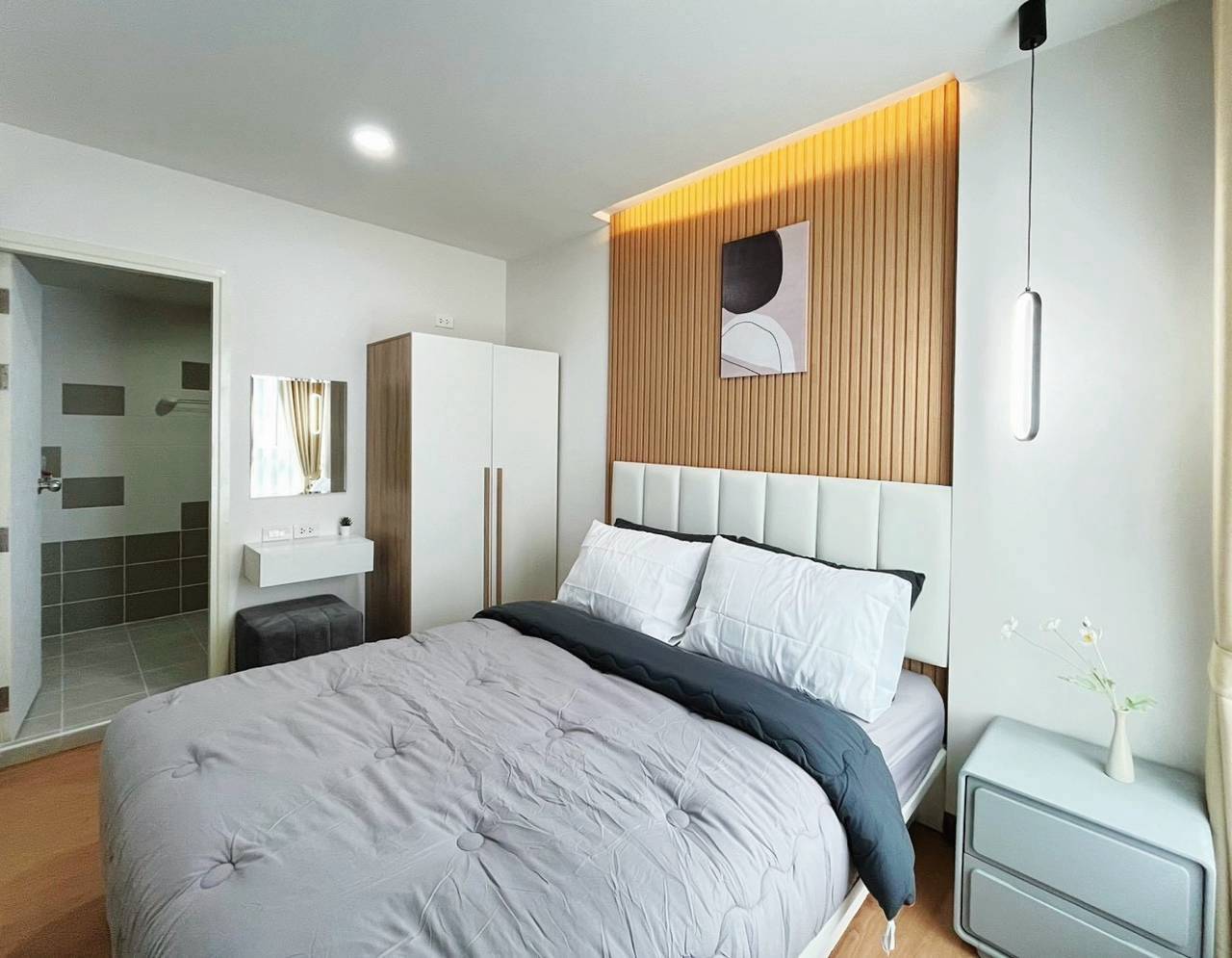 Zcape 3 Condominium WR-04754 2