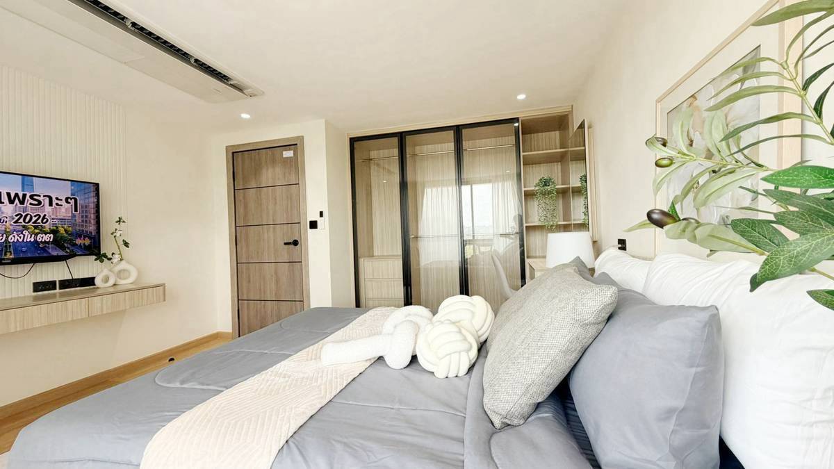 Green Golf Condominium WR-04775 9