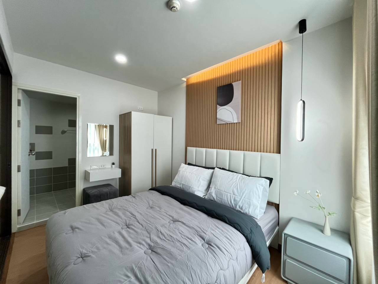 Zcape 3 Condominium WR-04776 3