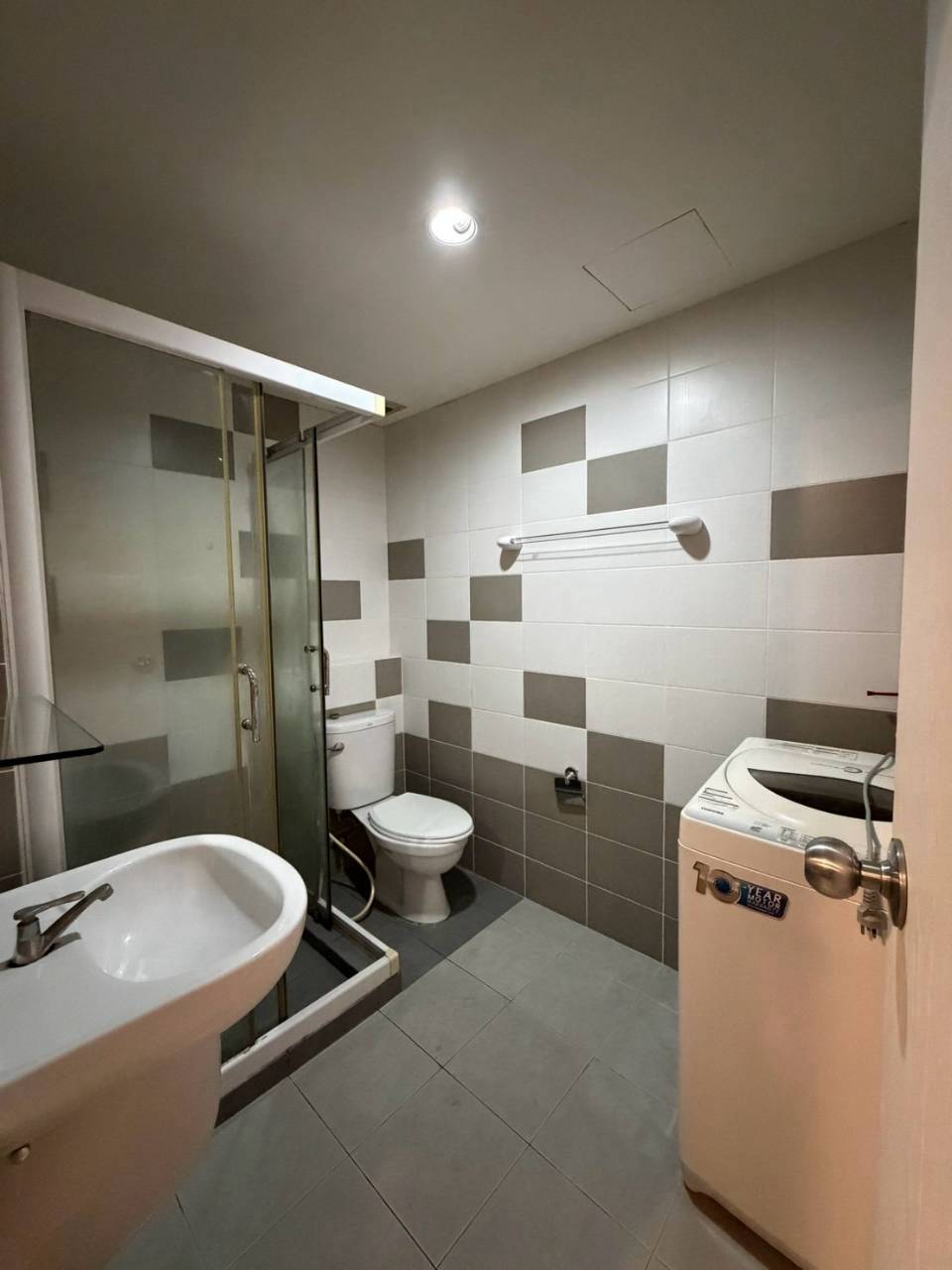 Zcape 3 Condominium WR-04797 5