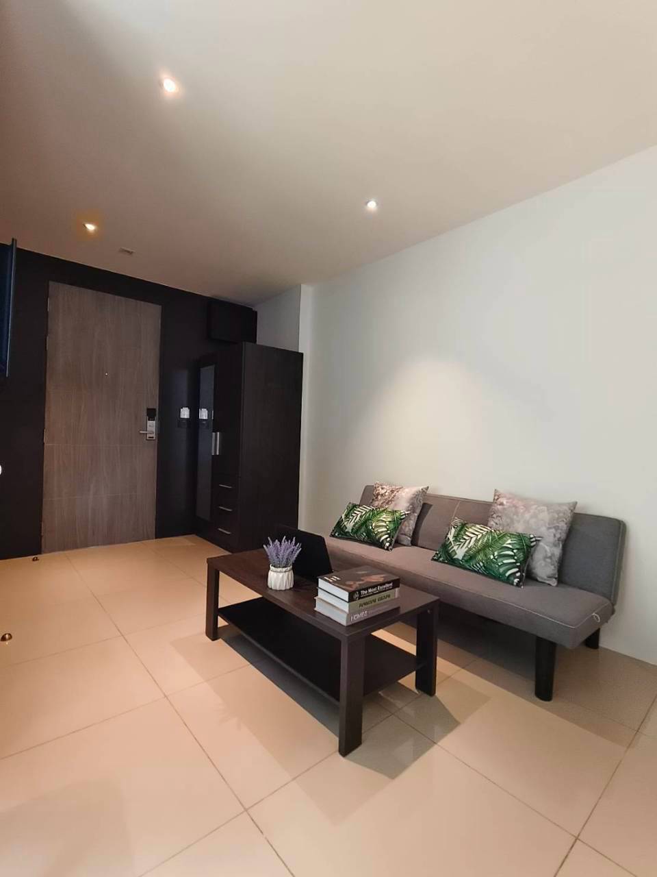Utopia Central Kathu WR-04810 3