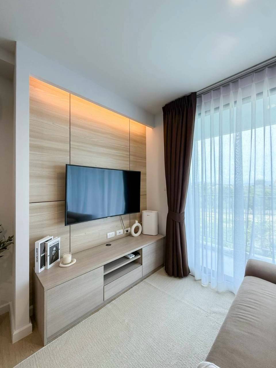 Centrio Condominium WR-04811 5