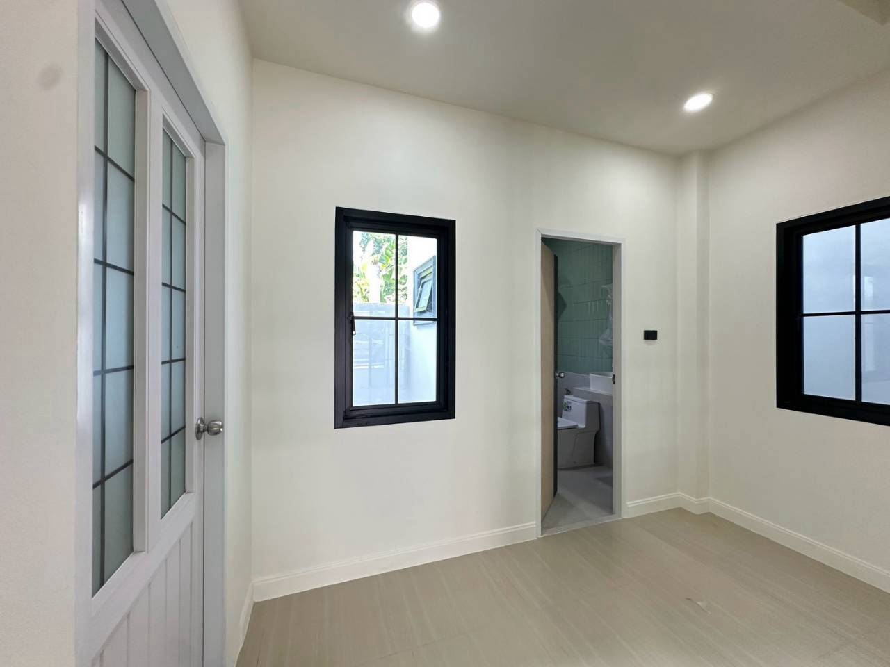 หมู่บ้านทรงคุณ นาบอน WR-04813 4