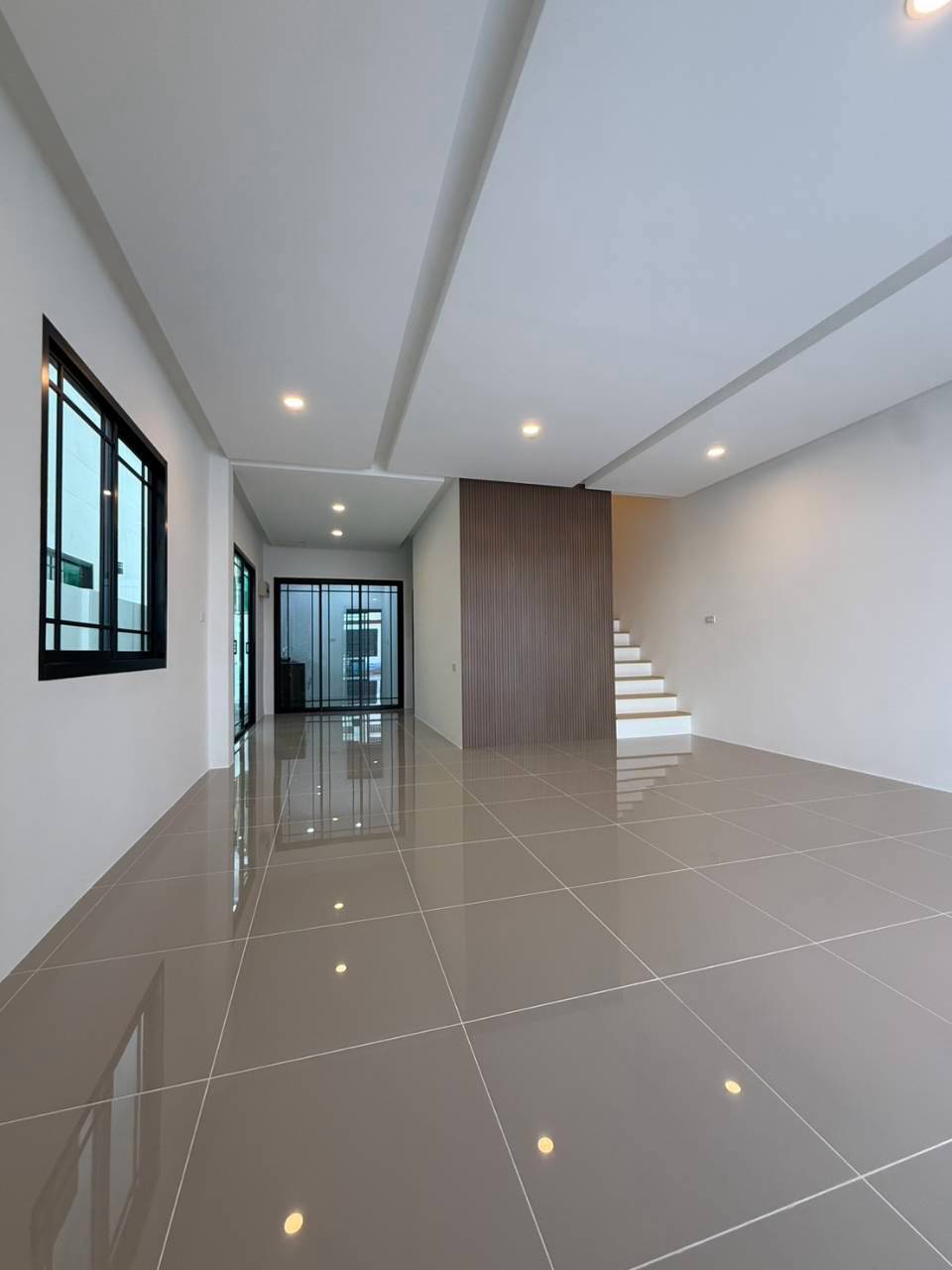 หมู่บ้านจอมทอง WR-04815 3