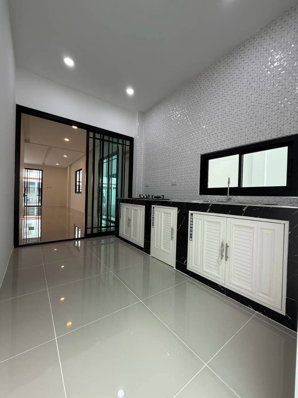หมู่บ้านจอมทอง WR-04815 4
