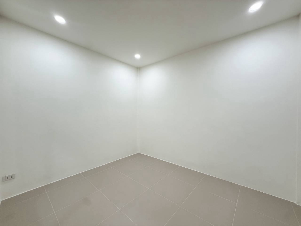 ทาวน์เฮ้าส์ โซนวิชิต WR-04820 8