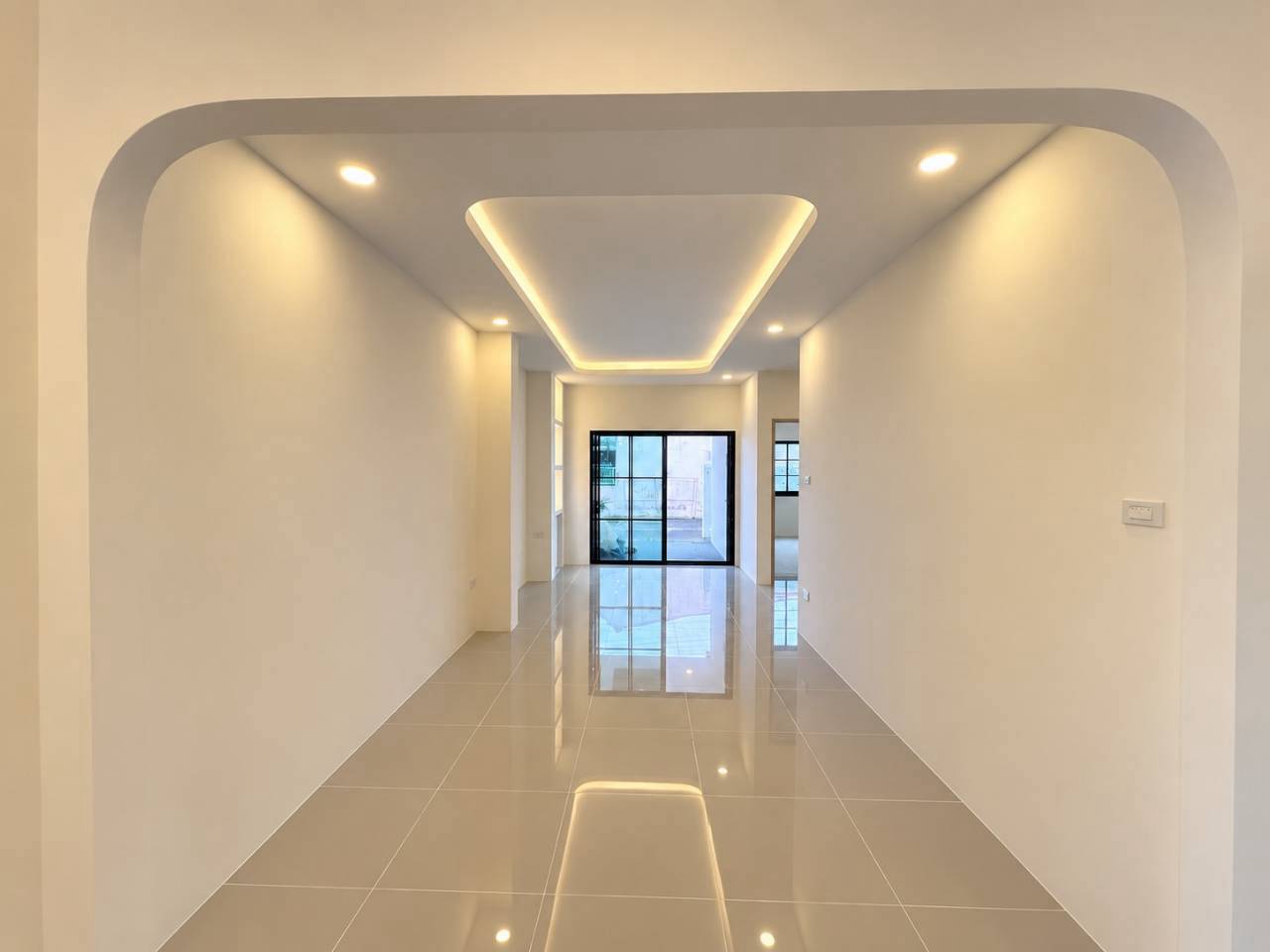 หมู่บ้านเพชรลดา WR-04844 2