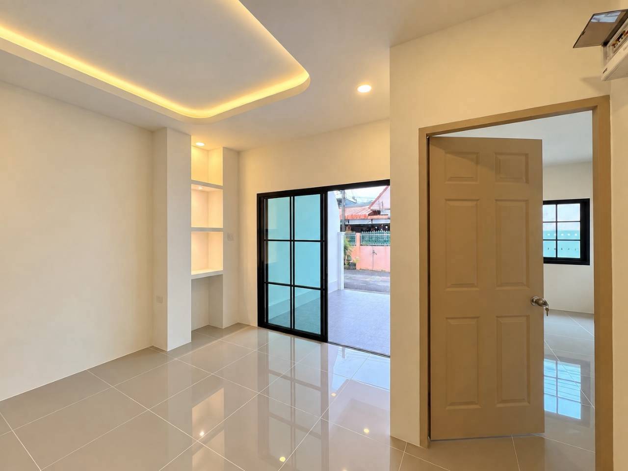 หมู่บ้านเพชรลดา WR-04844 3
