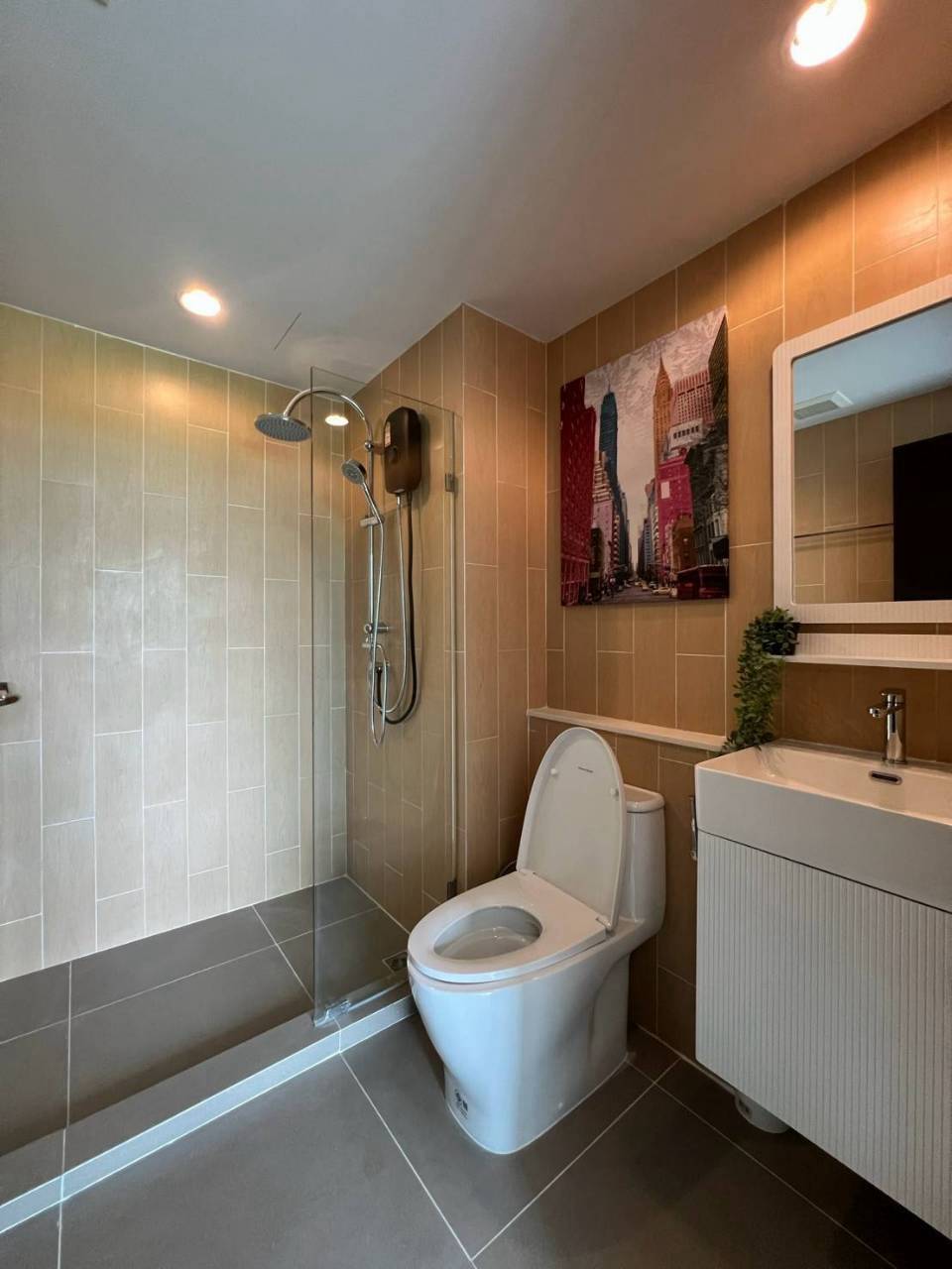 Centrio Condominium WR-04846 10