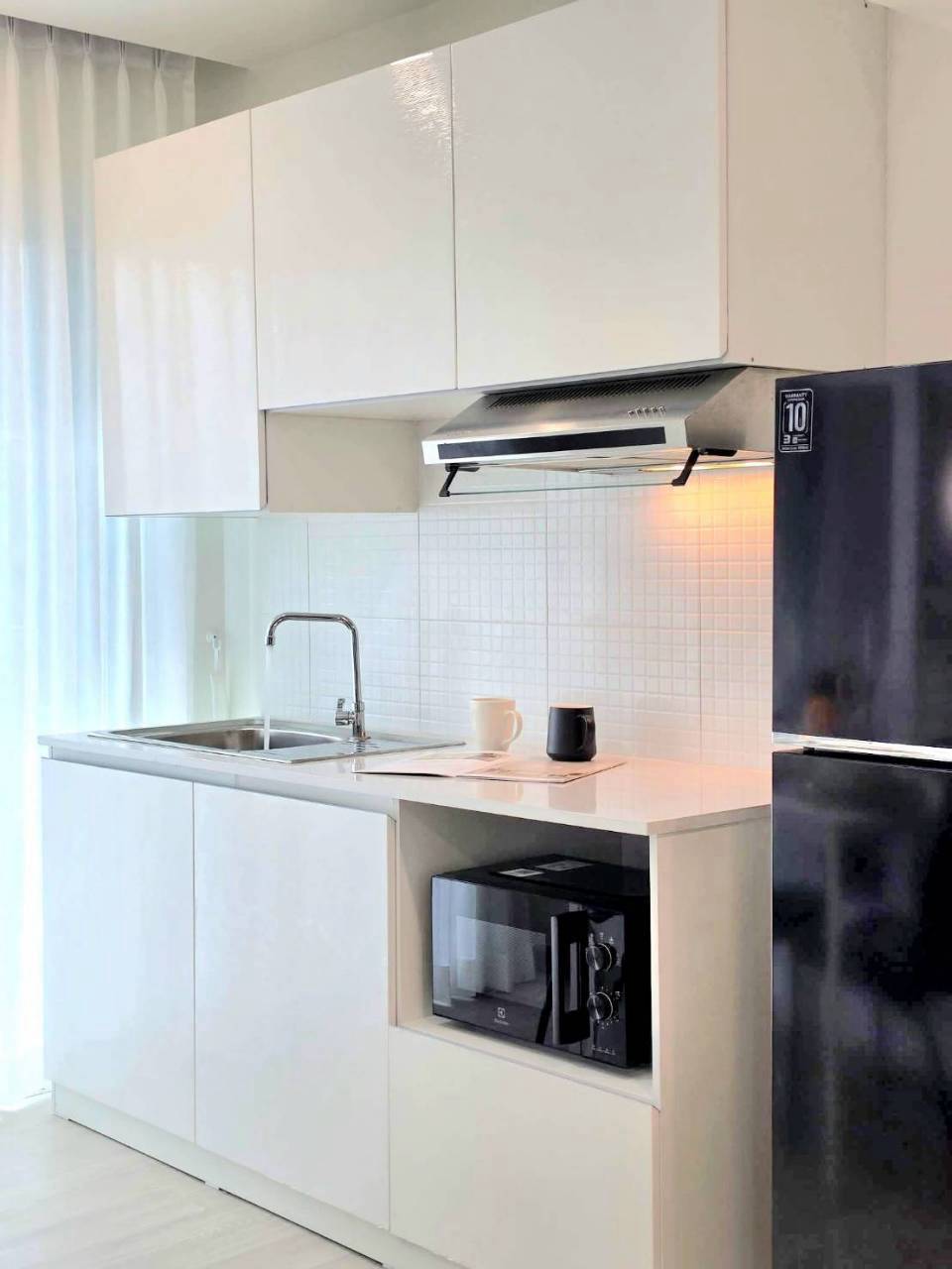 The Scene Condo WR-04851 10