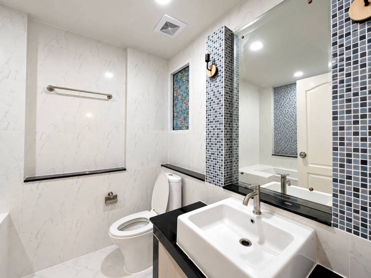 Patong Loft Condominium WR-04860 10