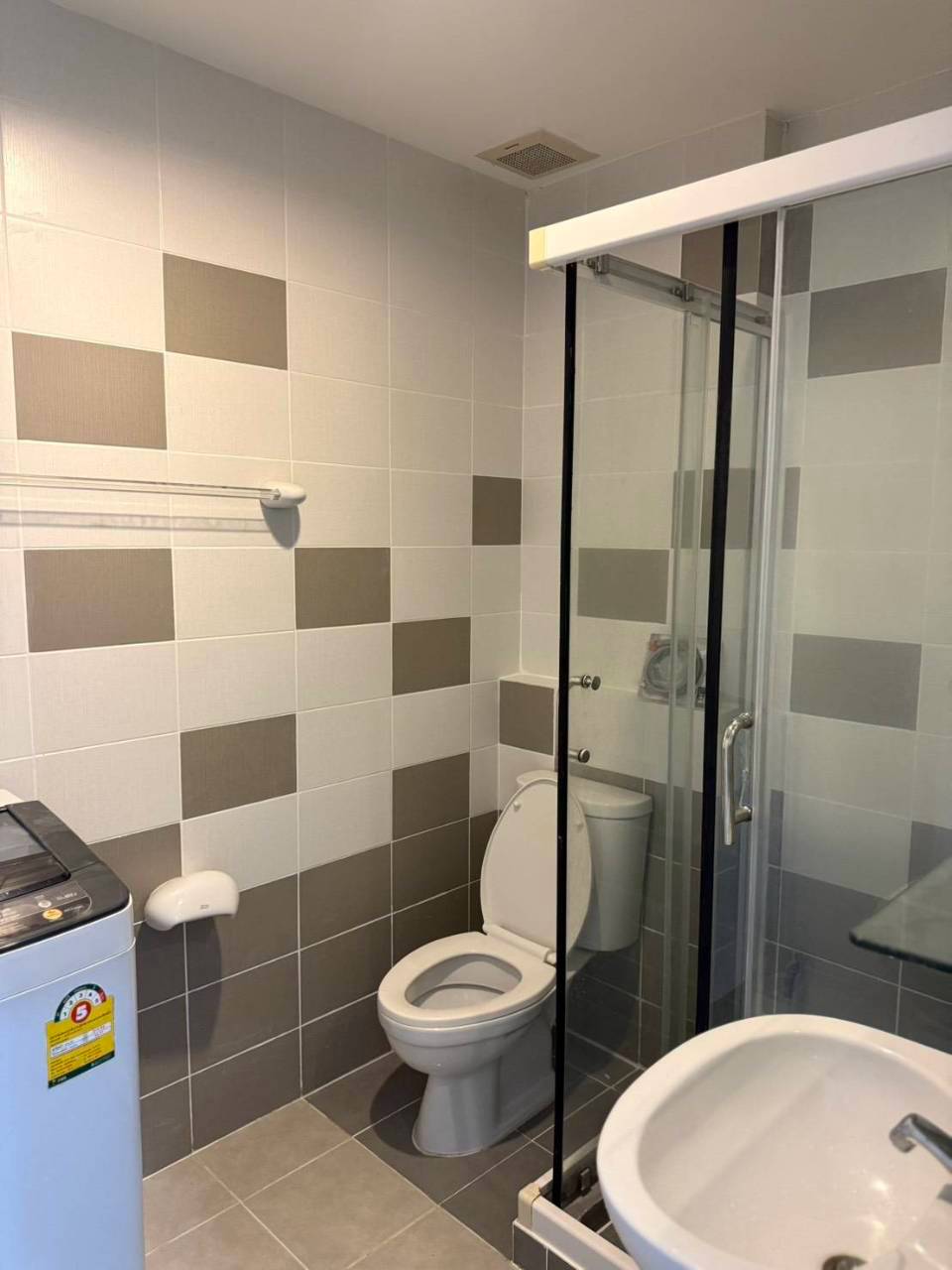 Zcape 3 Condominium WR-04873 10
