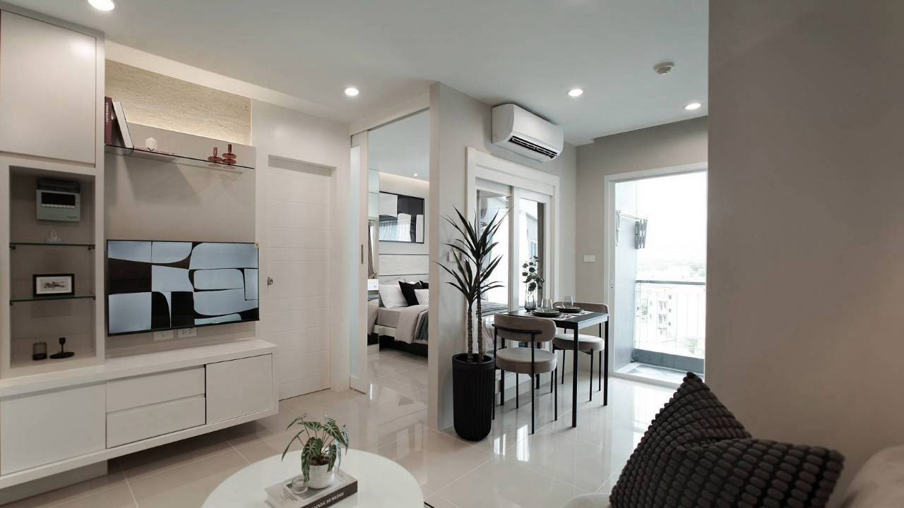 The Scene Condo WR-04877 5